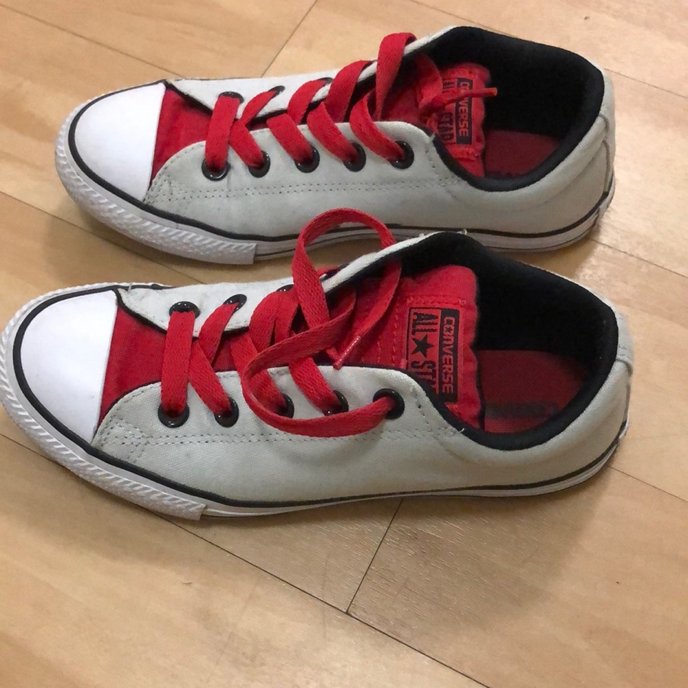 Converse - Picture 2 of 7